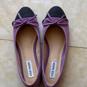 Steve Madden Lavender and Black Flats
